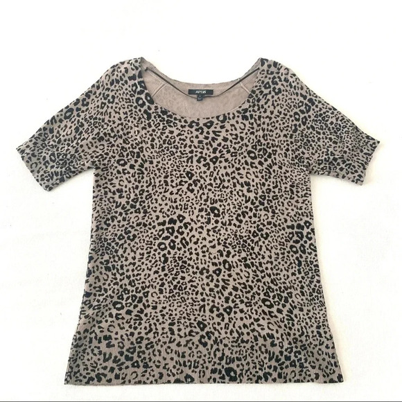 Apt.9 leopard print lightweight short sleeve sweater size medium - Picture 4 of 4